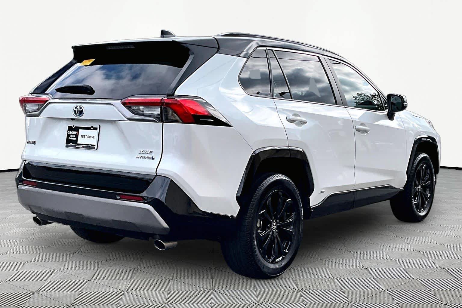 Certified 2023 Toyota RAV4 XSE AWD/4WD image 13