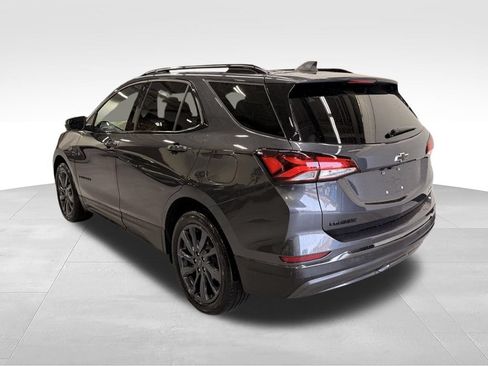 Used 2022 Chevrolet Equinox RS w/ RS Leather Package FWD image 3