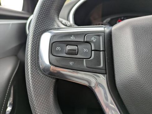 Used 2023 Chevrolet Blazer LT FWD image 24