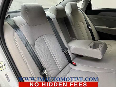 Used 2019 Hyundai Sonata SEL w/ Tech Package 02 FWD image 18