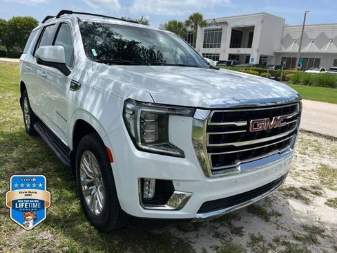 Certified 2022 GMC Yukon SLT w/ SLT Luxury Package RWD image 3