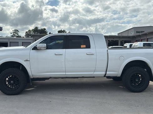 Used 2016 RAM 2500 Laramie w/ Convenience Group image 4