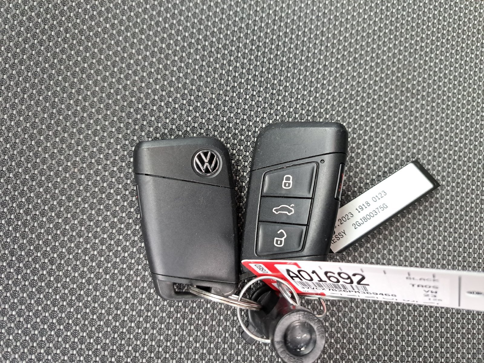Used 2023 Volkswagen Taos S FWD image 14