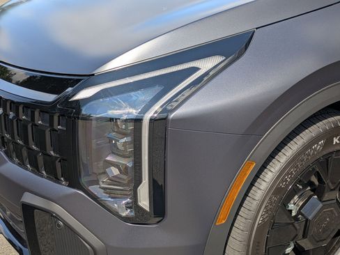 New 2026 Kia Sportage X-Line w/ X-Line Premium Package image 7