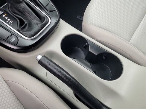 Used 2023 Kia Soul LX w/ LX Technology Package image 17