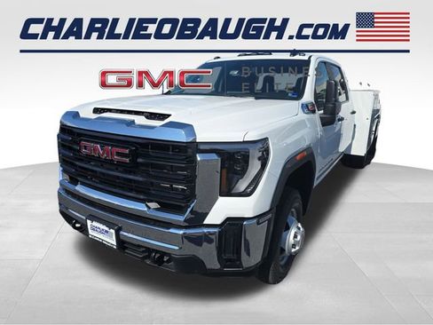New 2026 GMC Sierra 3500 Pro w/ Convenience Package AWD/4WD image 1