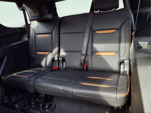 Used 2021 GMC Yukon AT4 AWD/4WD image 24