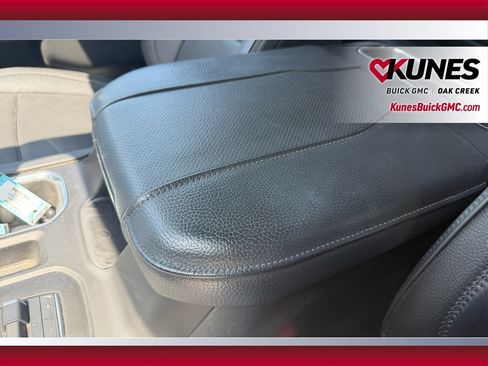 Used 2023 GMC Sierra 1500 Denali w/ Technology Package AWD/4WD image 30