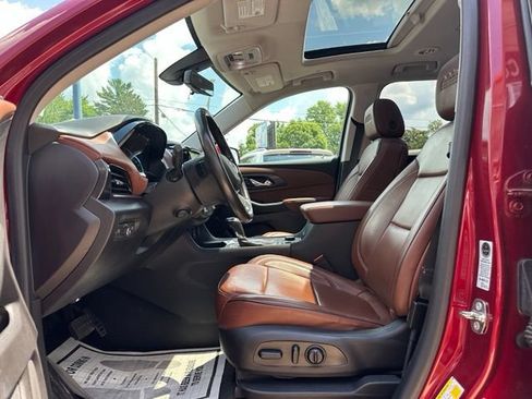 Used 2018 Chevrolet Traverse High Country AWD/4WD image 10