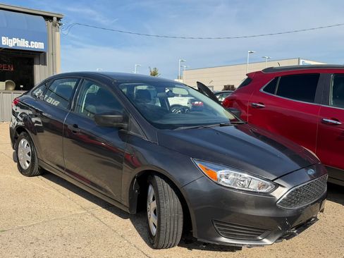Used 2017 Ford Focus S FWD image 14