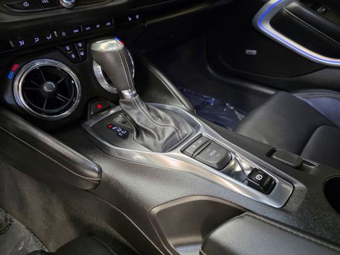 Used 2018 Chevrolet Camaro SS RWD image 28