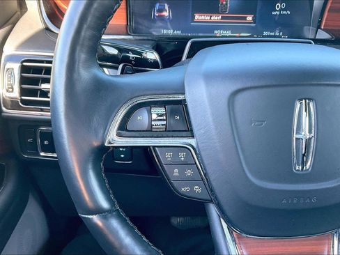 Used 2024 Lincoln Navigator Reserve w/ Equipment Group 201A image 17