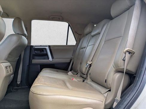 Used 2013 Toyota 4Runner SR5 image 10