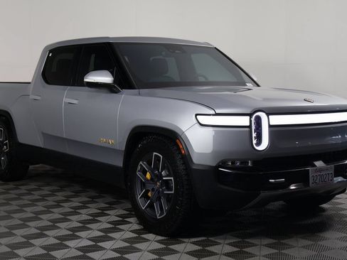 Used 2023 Rivian R1T Adventure AWD/4WD image 3