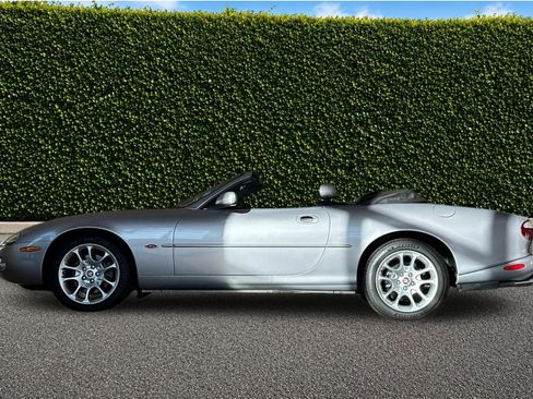 Used 2002 Jaguar XK8 Convertible RWD image 6