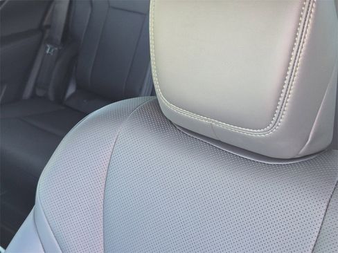 Certified 2025 Lexus LX 700h Overtrail image 15