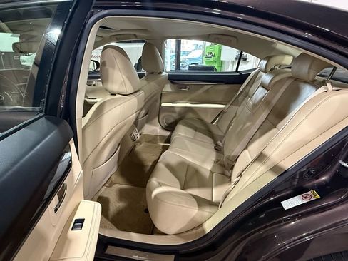 Used 2013 Lexus ES 350 w/ Premium Pkg FWD image 11