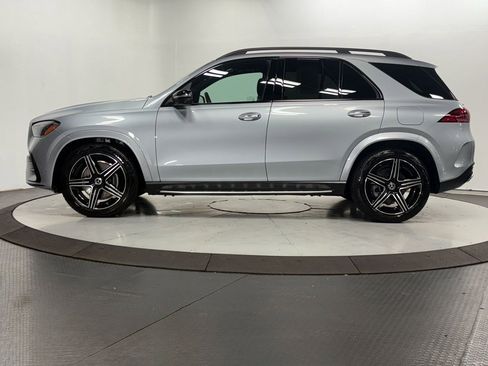 Certified 2025 Mercedes-Benz GLE 450e 4MATIC image 4