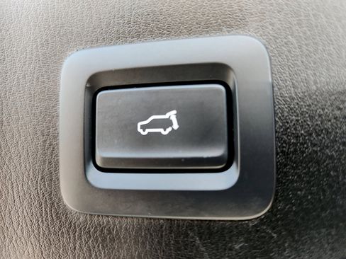 Certified 2023 MAZDA CX-5 AWD 2.5 S w/ Premium Package image 33
