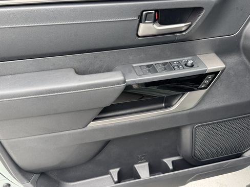 New 2026 Toyota Tundra Limited AWD/4WD image 18