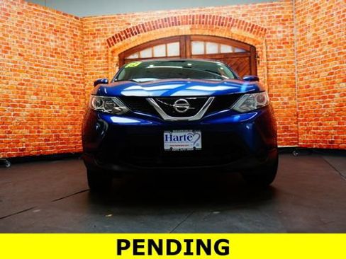 Used 2019 Nissan Rogue Sport S AWD/4WD image 2