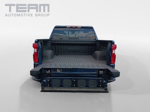 Used 2023 Chevrolet Silverado 1500 High Country w/ High Country Premium Package AWD/4WD image 32