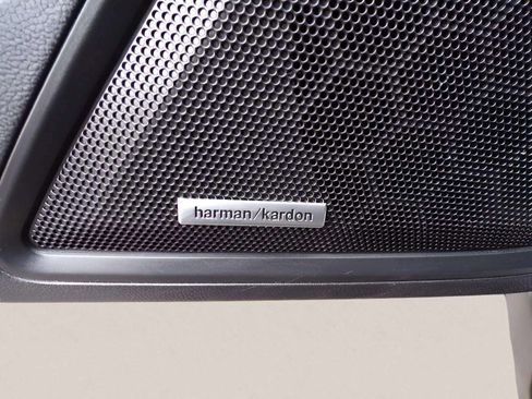 Used 2022 Subaru Outback Limited image 13