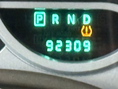 Used 2010 Jeep Wrangler Unlimited Sport image 24