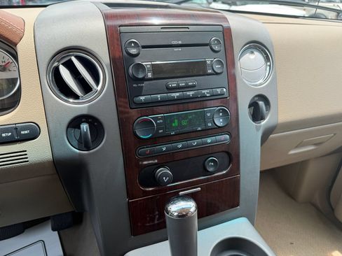 Used 2005 Ford F150 King Ranch AWD/4WD image 28