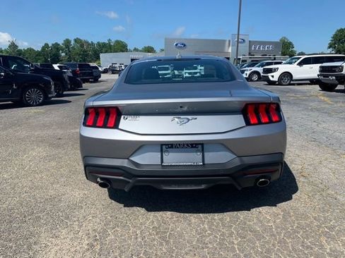 Certified 2024 Ford Mustang Coupe RWD image 7