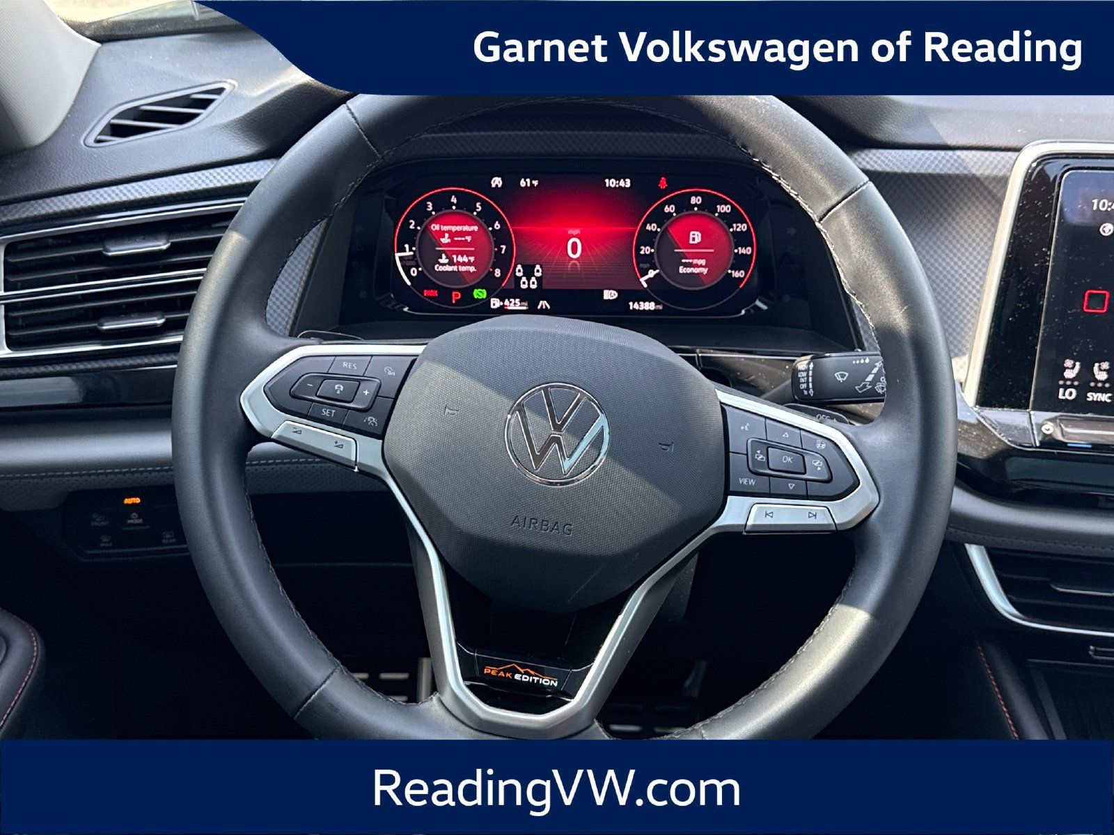 Certified 2025 Volkswagen Atlas Peak Edition SE AWD/4WD image 14