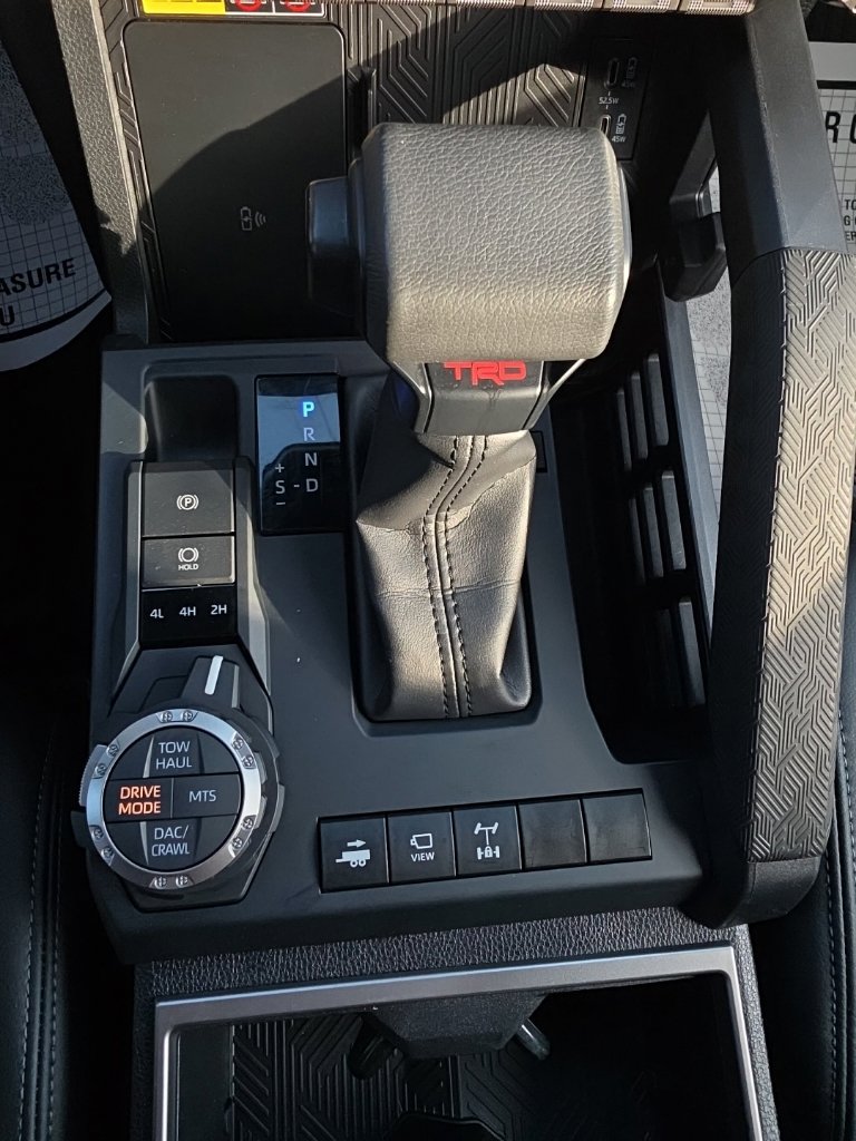 Used 2026 Toyota Tacoma TRD Off-Road w/ TRD Off Road Premium Package AWD/4WD image 32