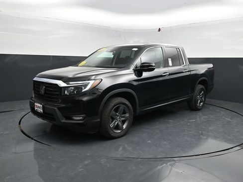 Used 2023 Honda Ridgeline RTL-E image 3