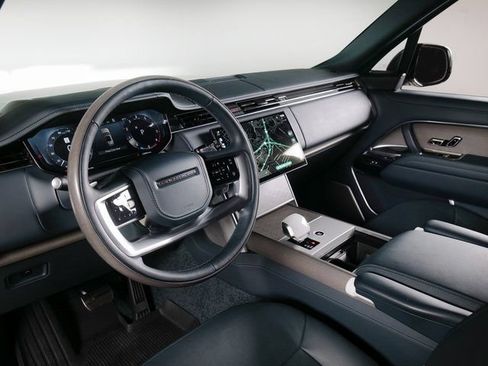 Certified 2024 Land Rover Range Rover SV AWD/4WD image 16