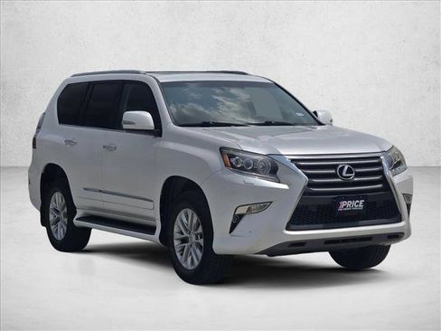 Used 2015 Lexus GX 460 w/ Premium Package AWD/4WD image 3