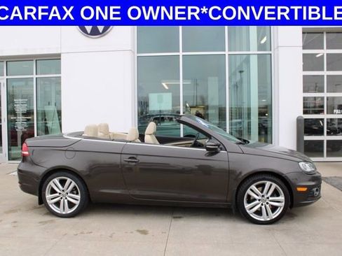 Used 2015 Volkswagen Eos Executive image 5