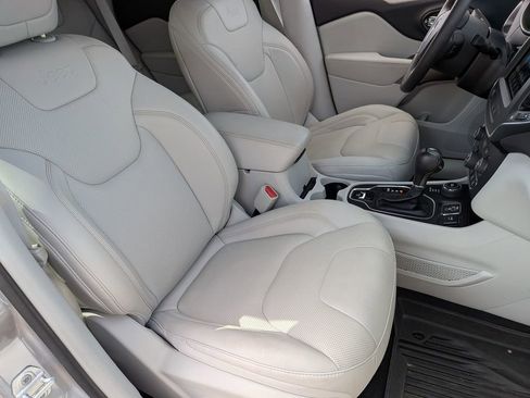 Used 2022 Jeep Cherokee Latitude Lux AWD/4WD image 26