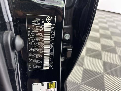 Used 2025 Toyota Corolla LE FWD image 28
