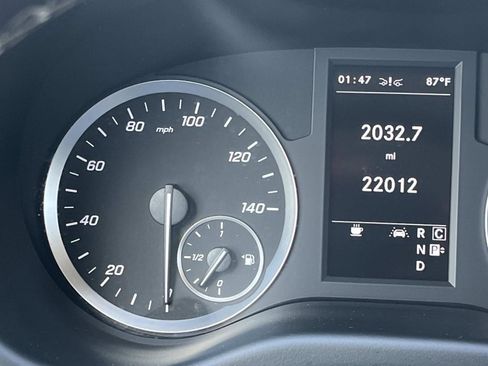 Used 2023 Mercedes-Benz Metris Passenger image 33