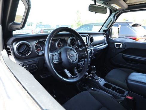 Used 2020 Jeep Wrangler Sport AWD/4WD image 22