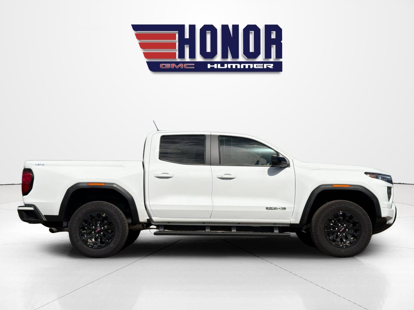 Used 2026 GMC Canyon Elevation w/ Convenience Package AWD/4WD image 3