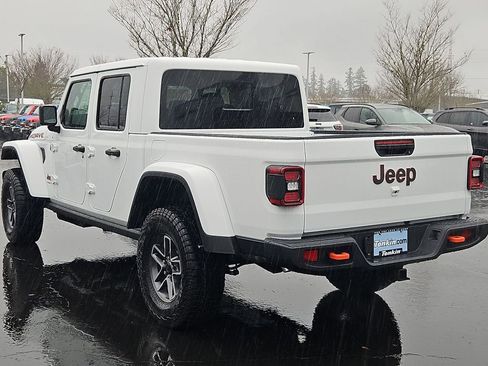 New 2026 Jeep Gladiator Mojave image 4