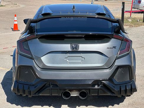 Used 2019 Honda Civic Type R image 5