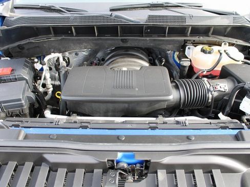 Used 2025 Chevrolet Silverado 1500 LT image 13