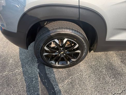 Certified 2023 Chevrolet TrailBlazer LT w/ Convenience Package AWD/4WD image 29