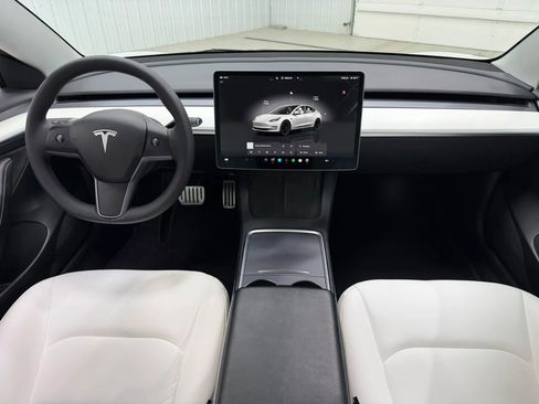 Used 2022 Tesla Model 3 Performance image 13