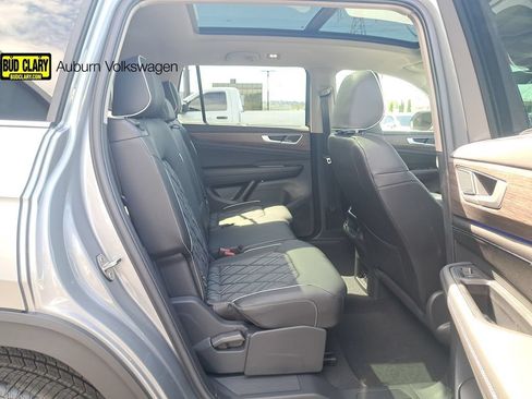 New 2026 Volkswagen Atlas SEL Premium R-Line AWD/4WD image 18