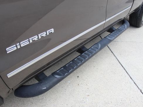 Used 2014 GMC Sierra 1500 SLT w/ SLT Preferred Package AWD/4WD image 10