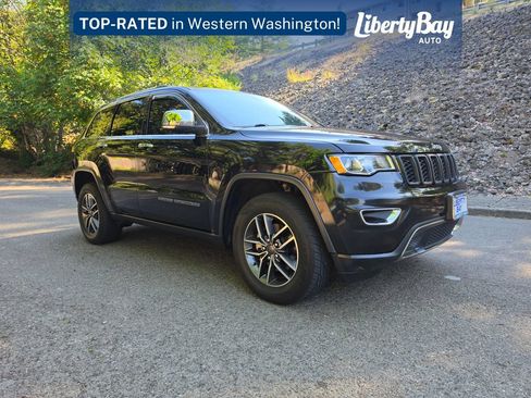 Used 2019 Jeep Grand Cherokee Limited AWD/4WD image 3