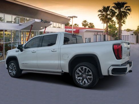 Used 2023 GMC Sierra 1500 Denali w/ Denali Reserve Package image 5